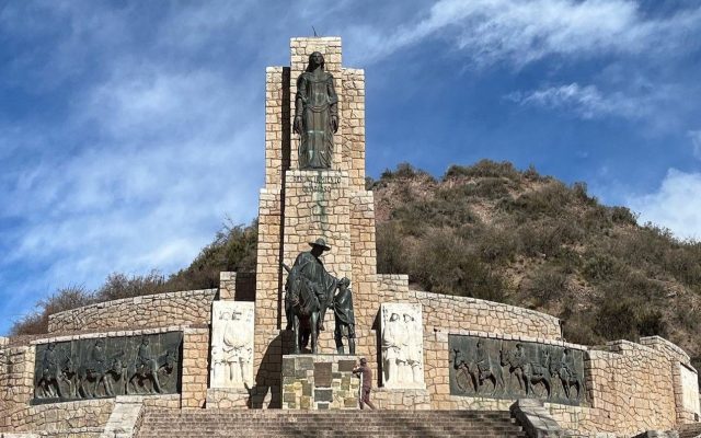 Monumento "Retorno a la Patria", Manzano Histórico, Tunuyán, Mendoza